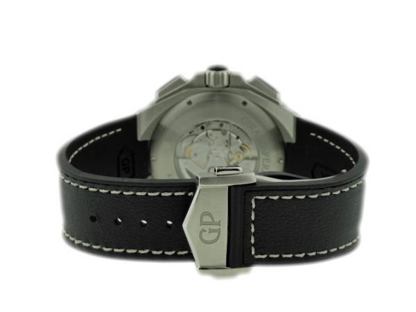 Girard Perregaux Chronohawk1