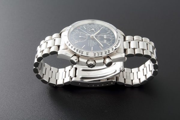 Omega Speedmaster Triple Date 4