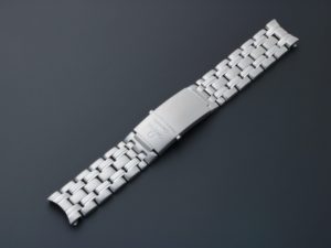 Lot #3211B – Omega Seamaster Professional Watch Bracelet 1502/824 Omega Omega 1502/824
