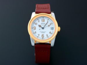 Lot #3189A – Rare Men’s Mahara MHR Date Watch MHR MHR