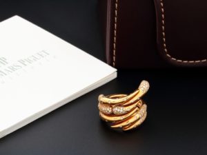 Lot #3152 – Audemars Piguet Givrine Rose Gold Diamond Ring Jewelry Audemars Piguet