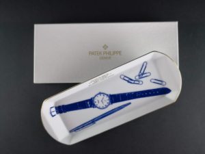 Lot #3175A – Patek Philippe Geneve Vide Poche With Box Porcelain Trays Patek Philippe