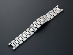 Lot #3203D Cartier Pasha Chronograph Watch Bracelet 18MM / 157MM Watch Bracelets 18mm