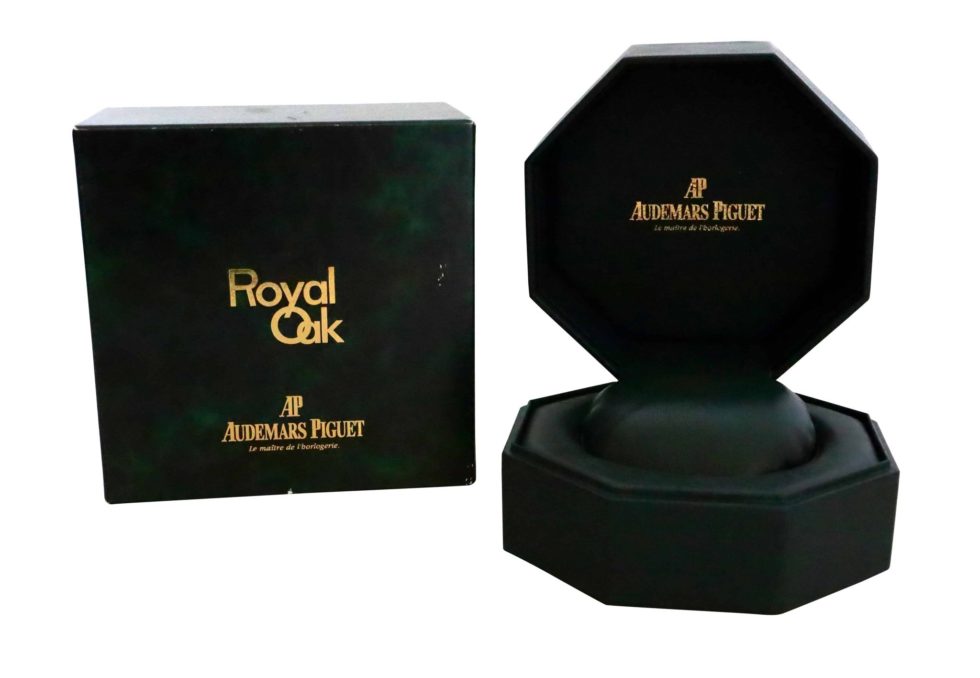 Lot #3339 – Audemars Piguet Royal Oak Watch Box Watch Parts & Boxes Audemars Piguet