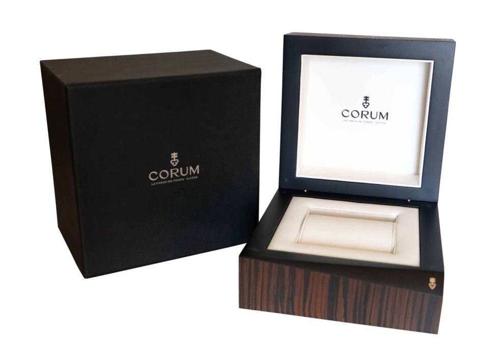 Corum Watch Box – Baer Bosch Auctioneers
