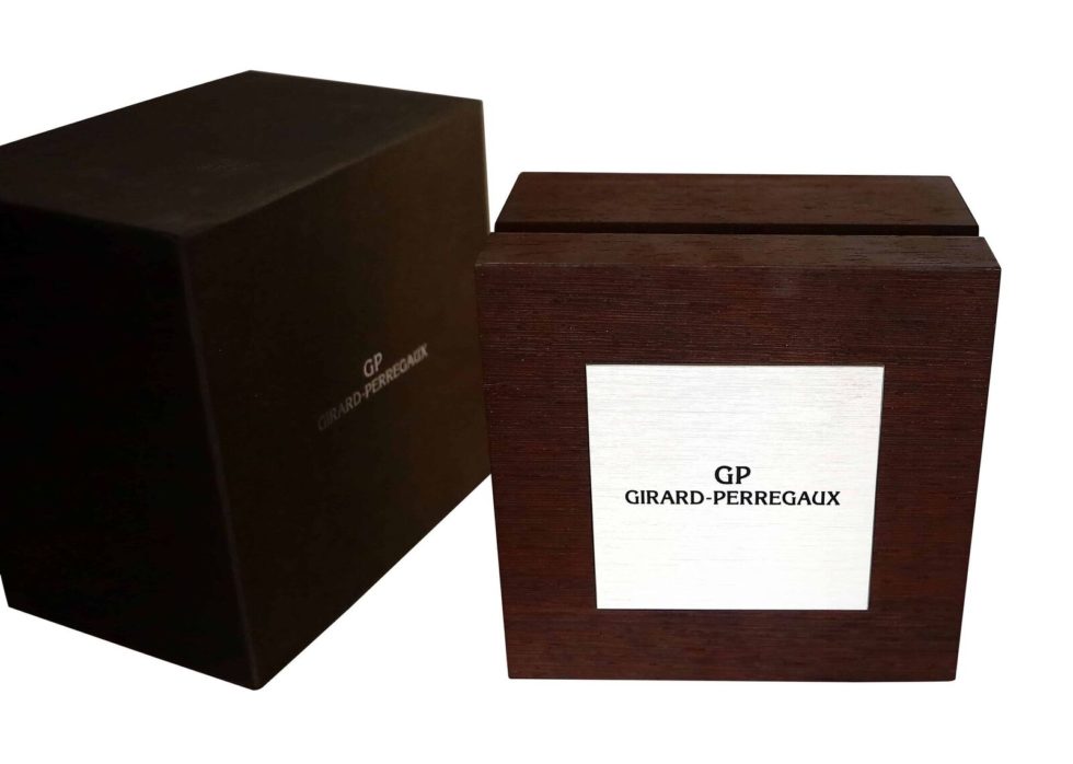 Girard Perregaux Watch Box – Baer Bosch Auctioneers