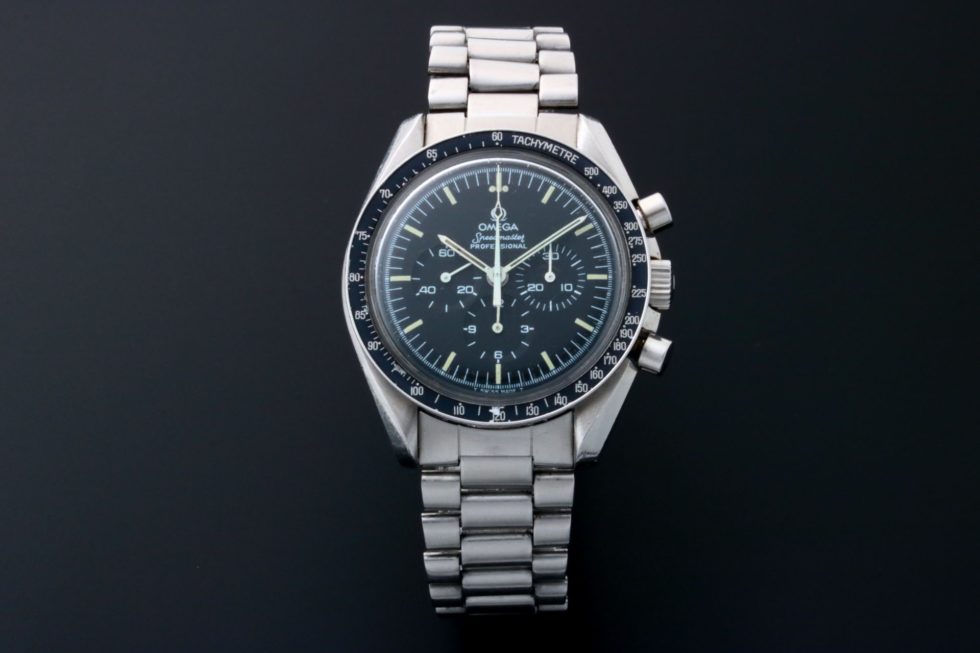 Lot #13211 – Omega 145.022-76 ST Speedmaster Professional Moonwatch 145.022-76 ST Chronograph