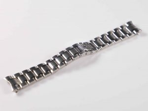 Lot #6401 – Omega Dynamic 1572/880 Watch Bracelet 19MM Omega Omega 1572/880