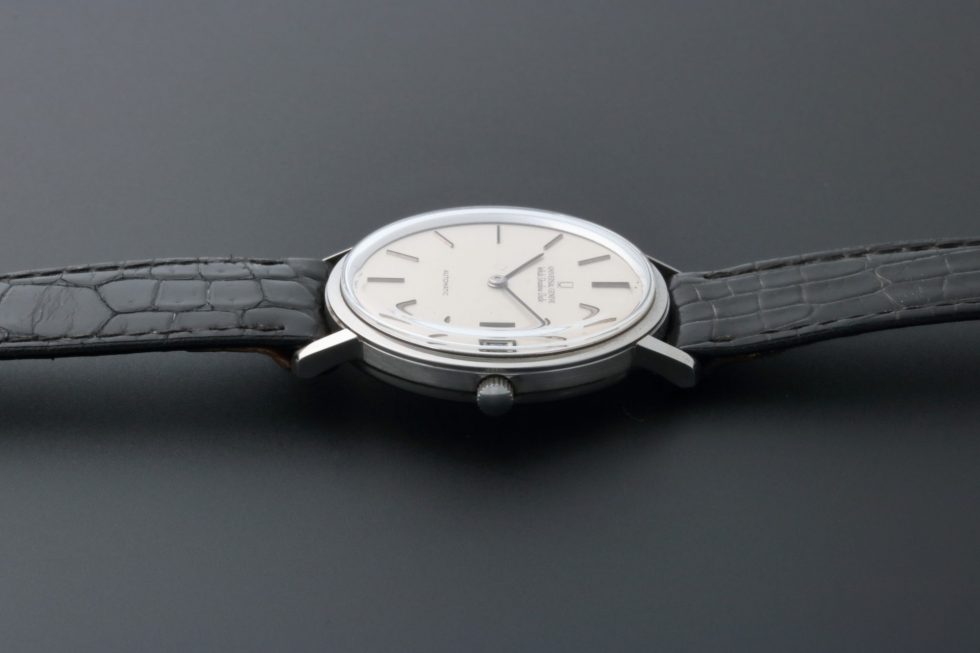 6661 Universal Geneve White Shadow Date Vintage Nos Watch Baer & Bosch Watch Auctions2