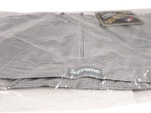 Lot #14300 – Supreme Gore-Tex Anorak Jacket Silver Size XL Clothes & Shoes Supreme