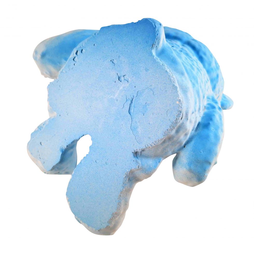 Daniel Arsham Cracked Blue Bear Sculpture – Baer & Bosch Toy Auctions