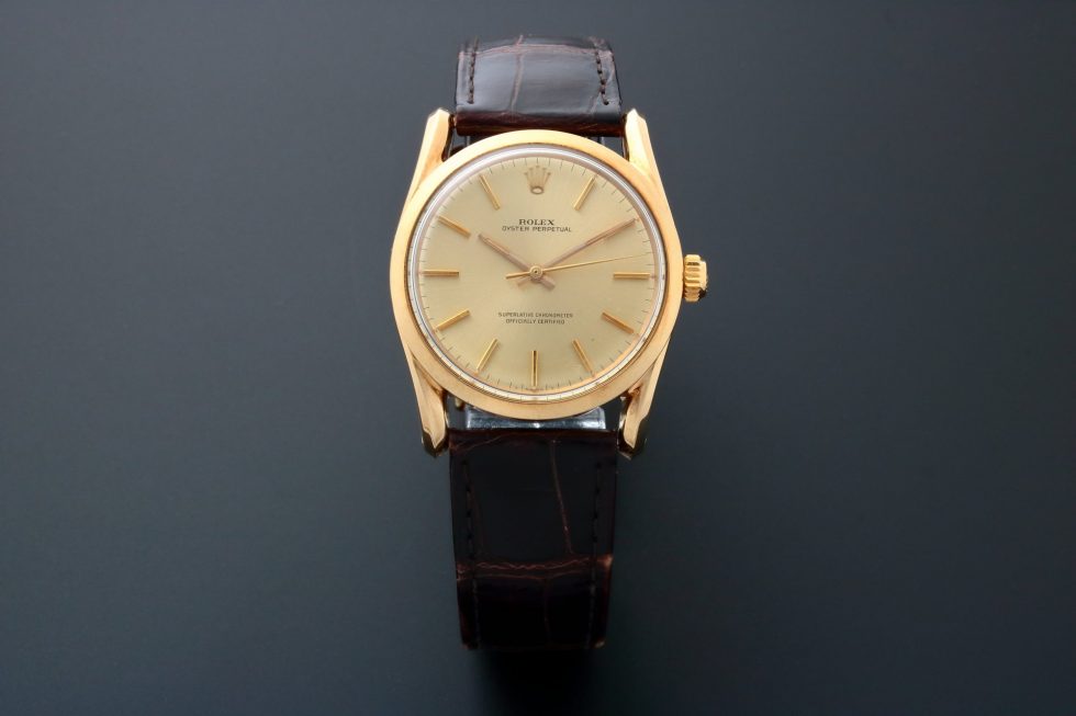 Lot #14762 – Vintage 14k Yellow Gold Rolex Bombay Oyster Perpetual Watch 1010 1010 Dress Watch