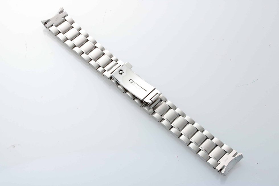 Lot #12312 – Omega Speedmaster 1563/850 Band Watch 18MM Bracelet 1563/850 Omega 1563/850