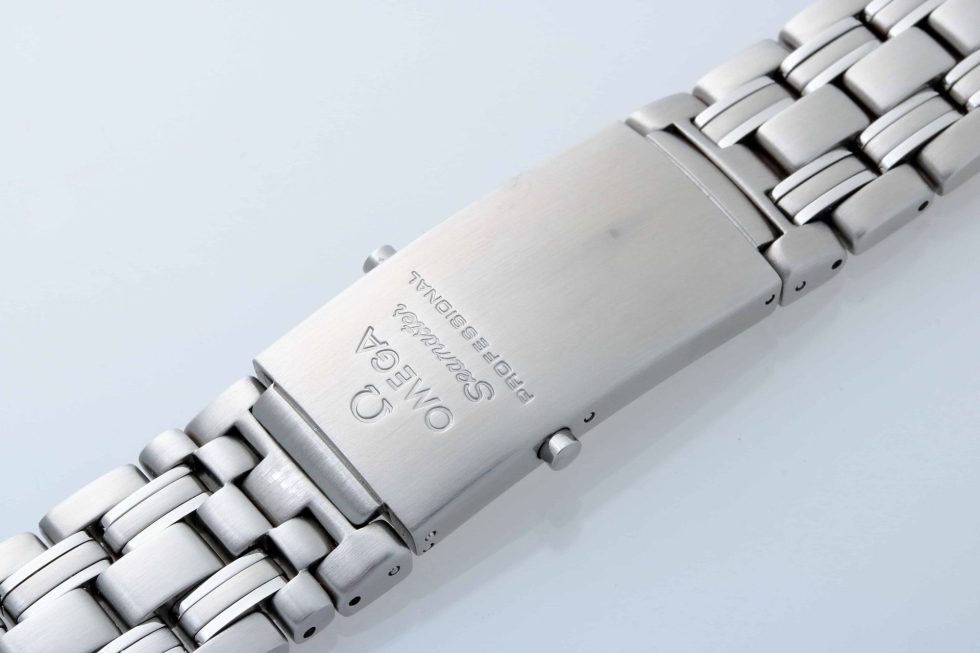 Lot #13442 – Omega 1504/826 Seamaster Professional Watch Bracelet 20MM 1504/826 Omega 020ST1504826