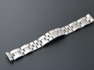Lot #13369 – Cartier Roadster Watch Bracelet 19MM Rare Cartier Cartier