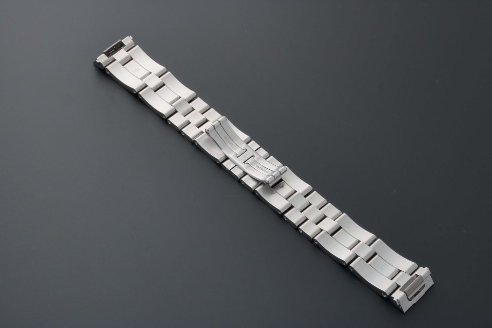 12939 Cartier Roadster W62000V3 Watch Bracelet 20mm – Baer & Bosch Watch Auctions