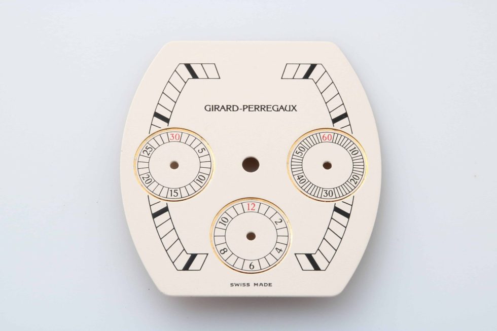 HB31-024 – Girard Perregaux Chronograph Tonneau Shaped Watch Dial – Baer & Bosch Auctions