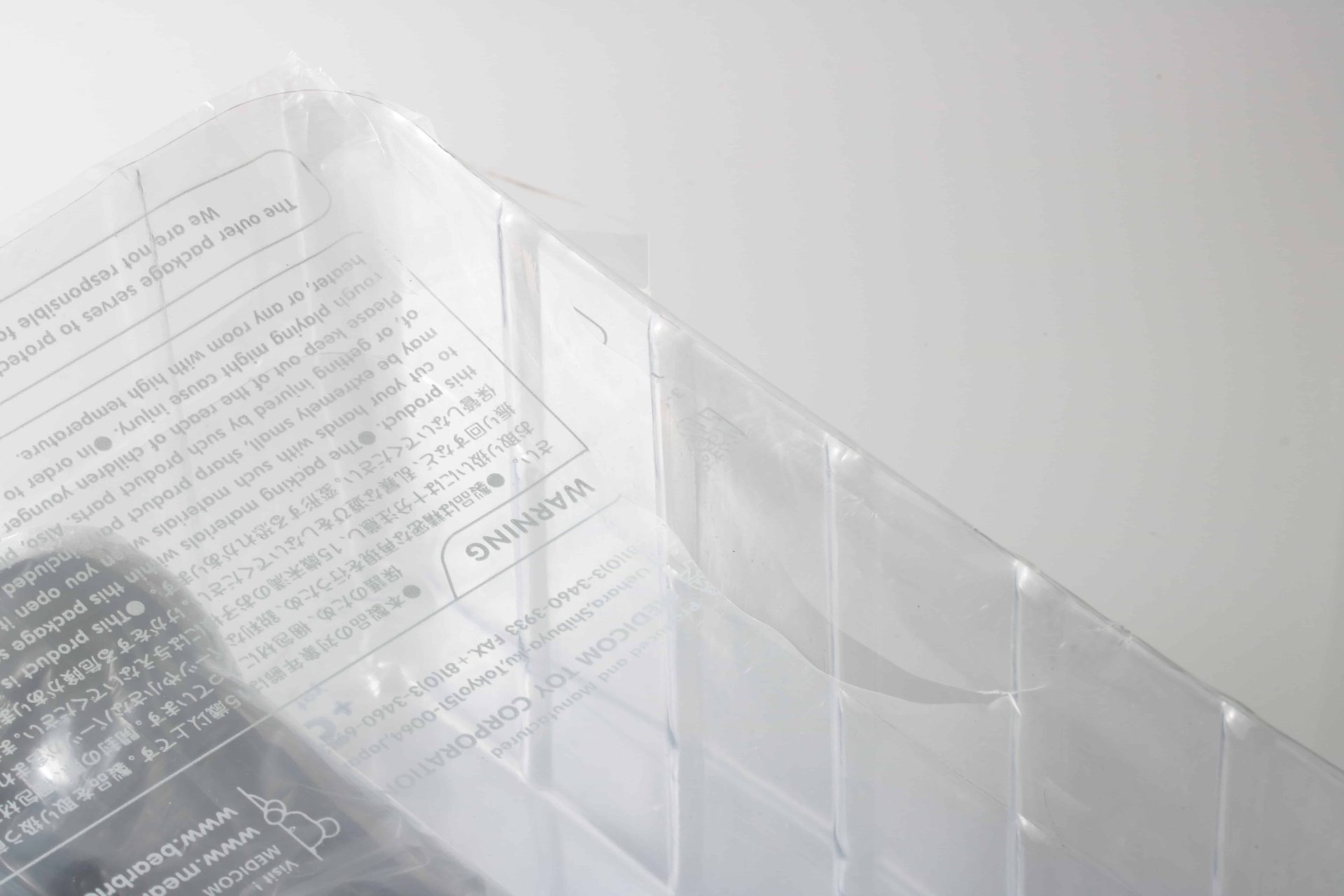 Lot #HB27-111 – KAWS BFF Black Vinyl Figure Sculpture Lot #HB27-111 – KAWS BFF Black Vinyl Figure Sculpture Art Toys Lot #HB27-111 – KAWS BFF Black Vinyl Figure Sculpture Art Toys