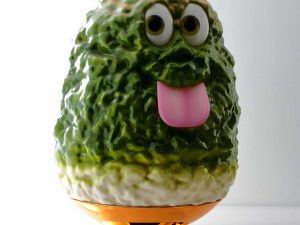 Lot #14314 – KAKIGORIMAN Lamp Dr Woo x Objective x Medicom Toy Art Toys Dr. Woo KAKIGORIMAN Lamp