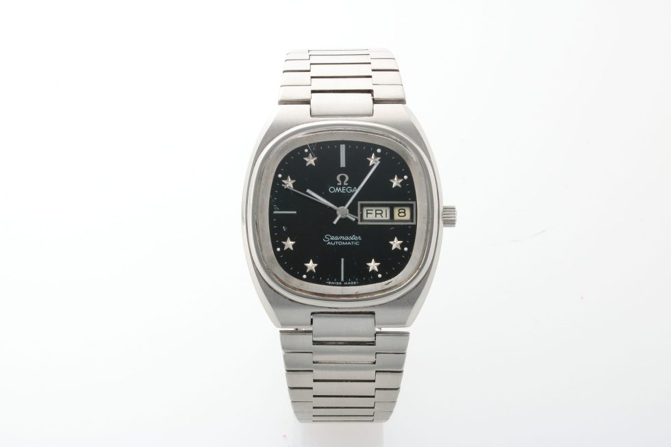 Lot #14208B – Rare Omega Seamaster Black Star Dial Watch 166.0213 Vintage Omega Omega 166.0213