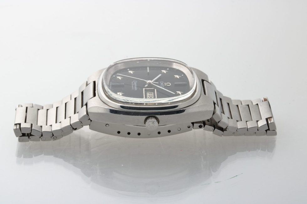 Lot #14208B – Rare Omega Seamaster Black Star Dial Watch 166.0213 Vintage Omega Omega 166.0213