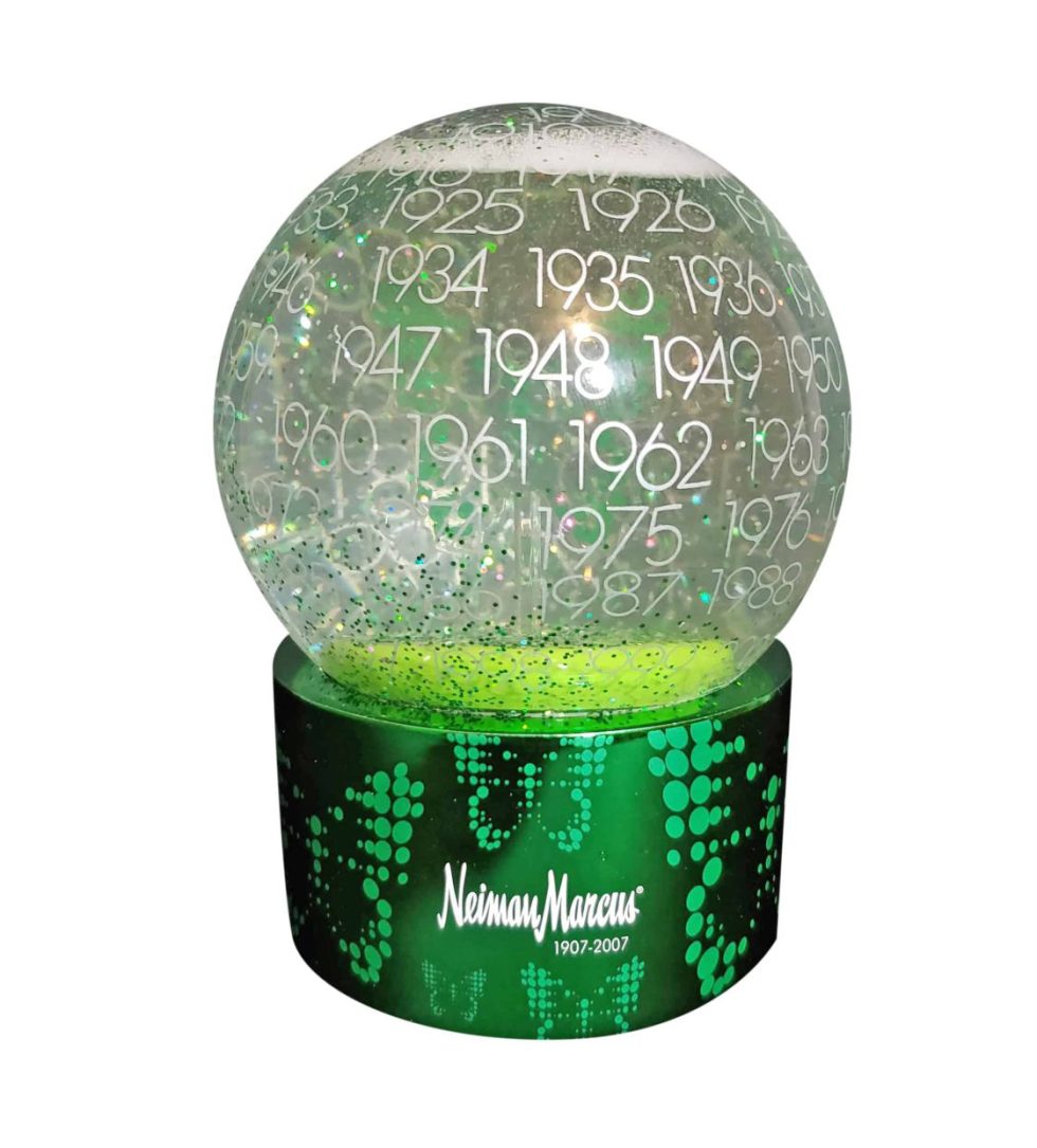 Lot #14674 – Neiman Marcus 100th Anniversary Holiday Snow Globe NIB Art Toys Neiman Marcus