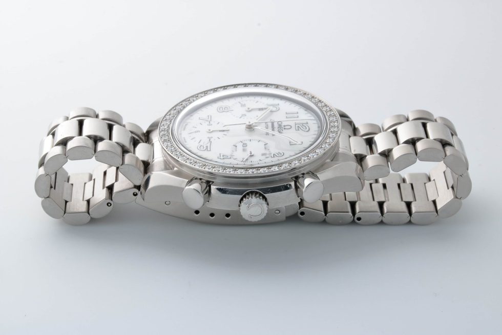 Lot #14727 – Omega Speedmaster White MOP Watch Diamond Bezel 3535.70 3535.70 Omega 3535.70