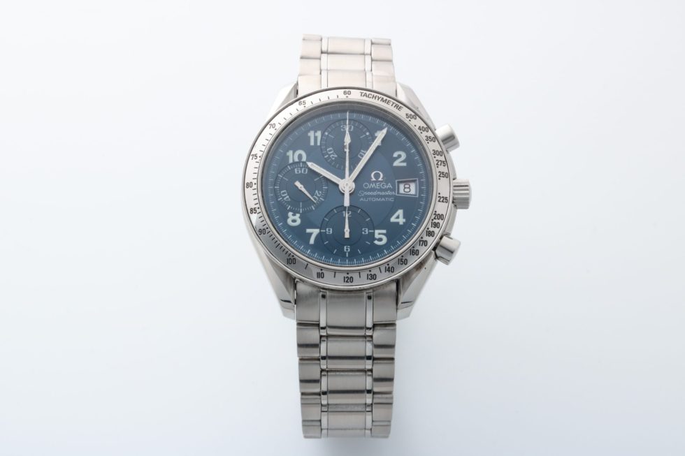 Lot #14789 – Omega 3513.82 Speedmaster Date Watch Japan Edition 3513.82 Omega 3513.82