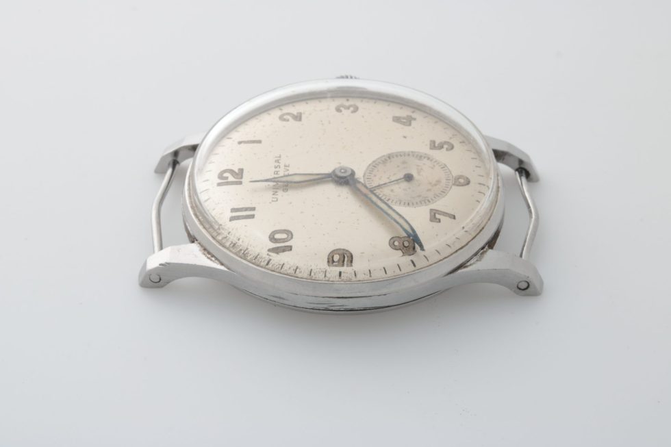 Lot #14691 – Vintage 1940s Universal Geneve 21282 Caliber 262 Watch 21282 Universal Geneve