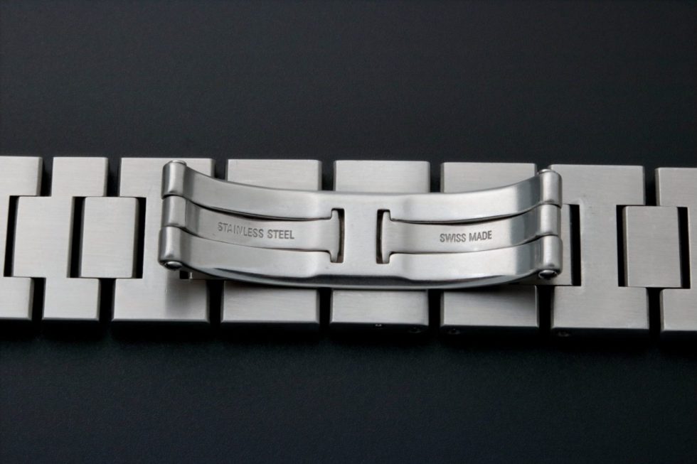 Lot #HB10-31 – Cartier Pasha Watch Bracelet 18MM / 150MM Cartier Cartier