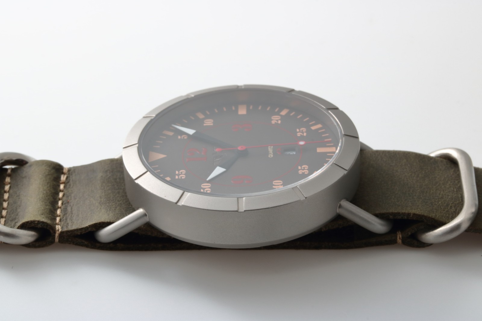 Lot #HB27-86 – Peregrine Squadron Pilot Date Watch Quartz Leather Strap Warranty Card Lot #HB27-86 – Peregrine Squadron Pilot Date Watch Quartz Leather Strap Warranty Card Watches Lot #HB27-86 – Peregrine Squadron Pilot Date Watch Quartz Leather Strap Warranty Card Watches Peregrine Squadron Pilot Watch