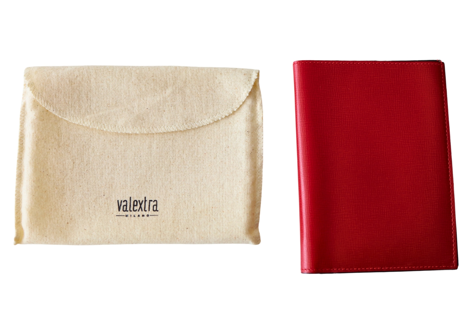 Lot #HB27-141 – Original Valextra Red Leather Wallet Credit Card Bill Holder With Dust Bag Lot #HB27-141 – Original Valextra Red Leather Wallet Credit Card Bill Holder With Dust Bag Valextra Lot #HB27-141 – Original Valextra Red Leather Wallet Credit Card Bill Holder With Dust Bag Valextra Valextra