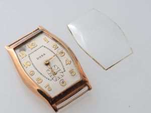 Lot #HB30-070 – Vintage 14k Gold Doxa Wire Lug Hinge Watch For Parts or Repair Doxa Doxa Hinged Watch Case