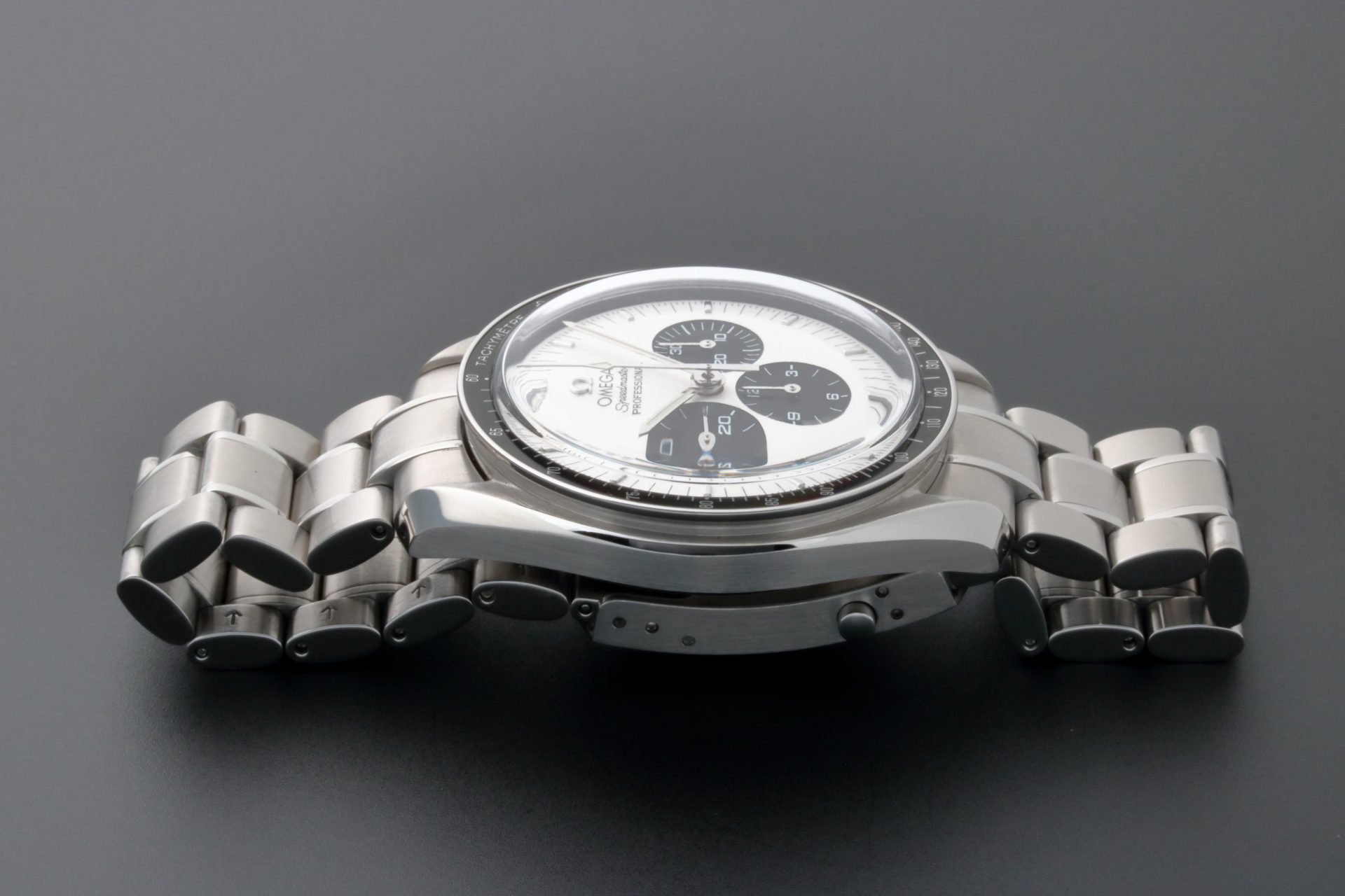 Lot #AN3874 – Omega Speedmaster Professional Moon Panda Chronograph 145.0022 Lot #AN3874 – Omega Speedmaster Professional Moon Panda Chronograph 145.0022 Watches Lot #AN3874 – Omega Speedmaster Professional Moon Panda Chronograph 145.0022 Watches Acquire Now