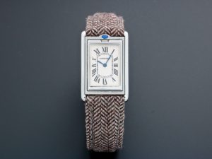 Lot #AN3923 – Cartier Tank Basculante Mechanical Watch 2390 Cartier Acquire Now